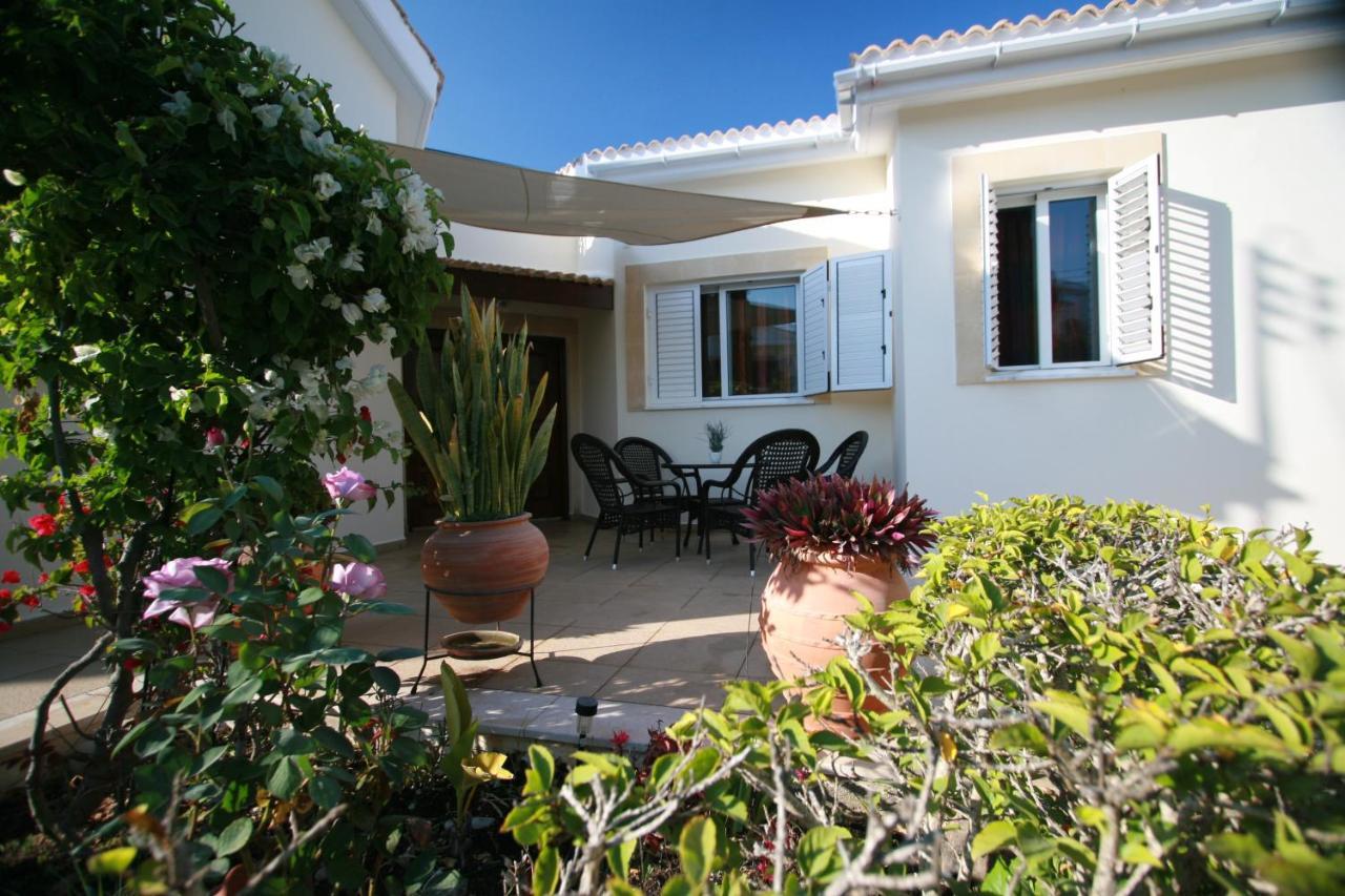 Beach Villa Sofia Neo Chorio Dış mekan fotoğraf